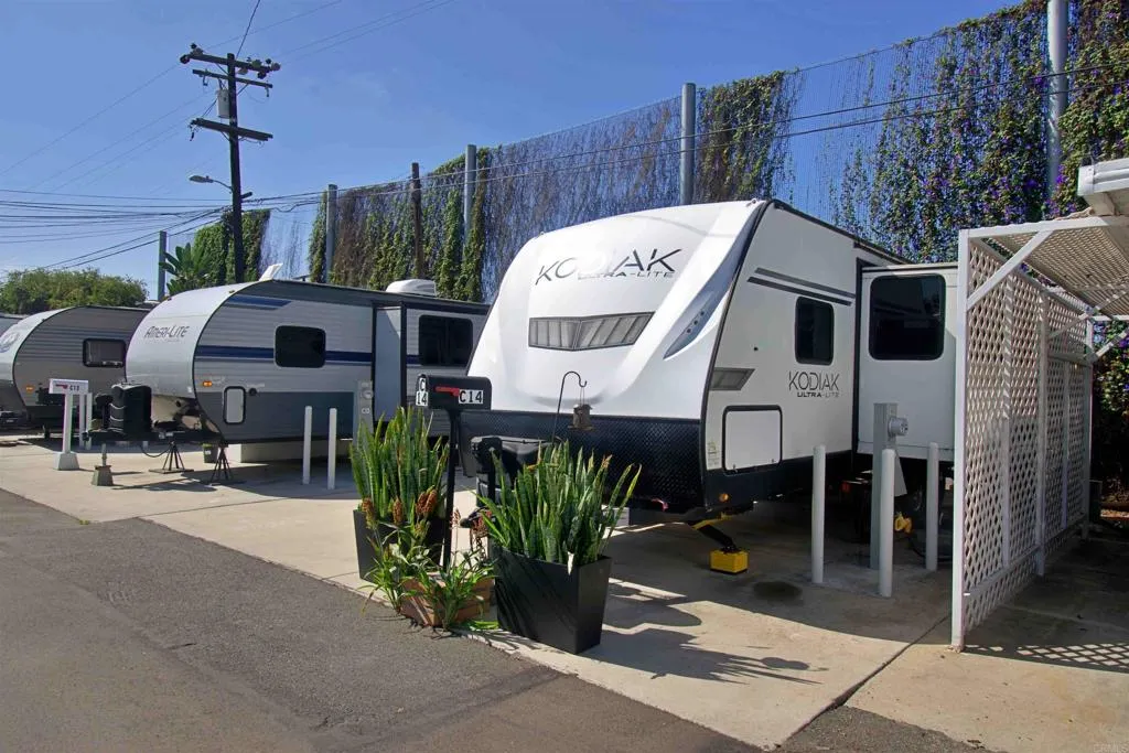 https://cdn.realtyfeed.com/cdn/127/307091080/477d0098bd0f7f69e0bd5409e3bd9581.webp