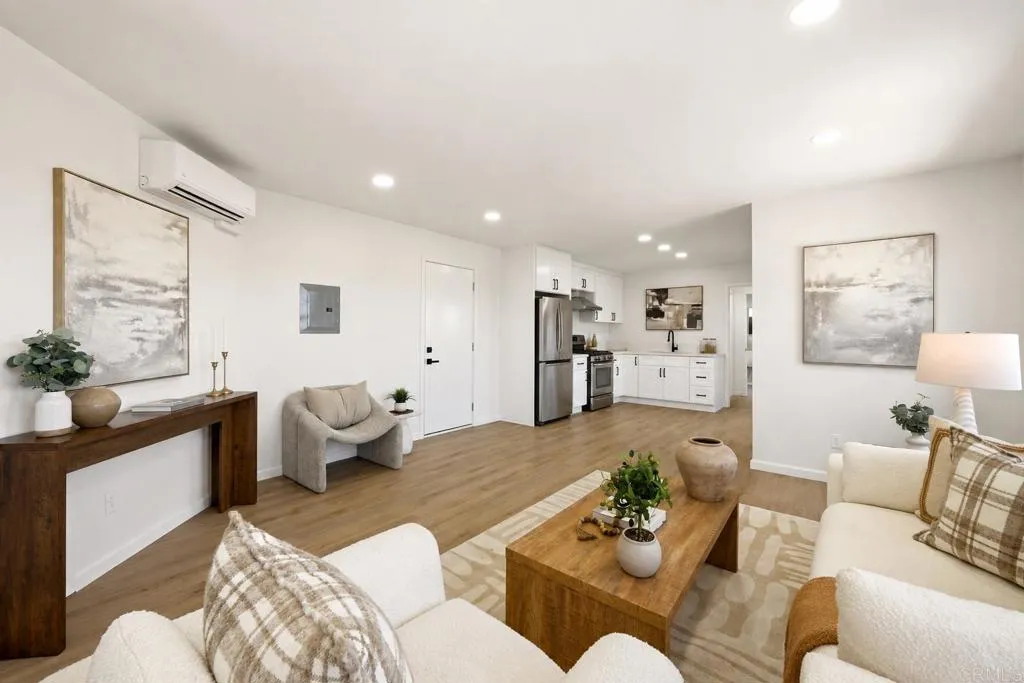https://cdn.realtyfeed.com/cdn/127/307091194/107cfe017517e3da52c41f7b3c042f35.webp