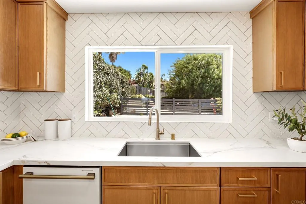 https://cdn.realtyfeed.com/cdn/127/307091194/157aae5f653a037aa33141b7d04e91aa.webp