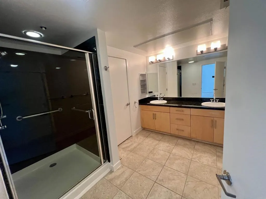 https://cdn.realtyfeed.com/cdn/127/307091243/7f7707123c81b4325d419431876fe5a0.webp