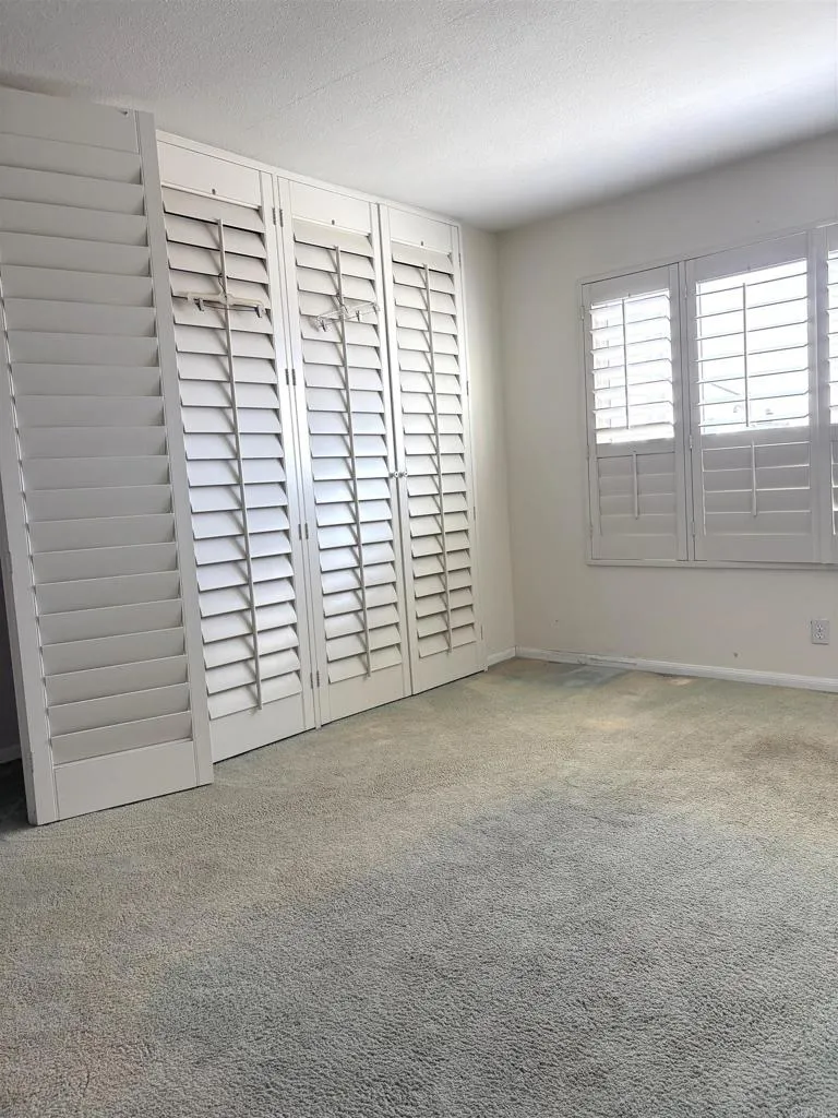 https://cdn.realtyfeed.com/cdn/127/307091272/a96a581eab4ced0696d8e11ca1465593.webp