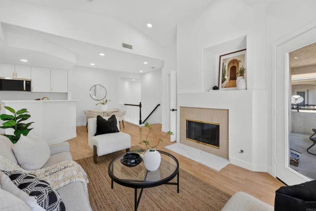 https://cdn.realtyfeed.com/cdn/127/307091445/9f8927904d9d00e0ccbdba5ba7c06875.webp