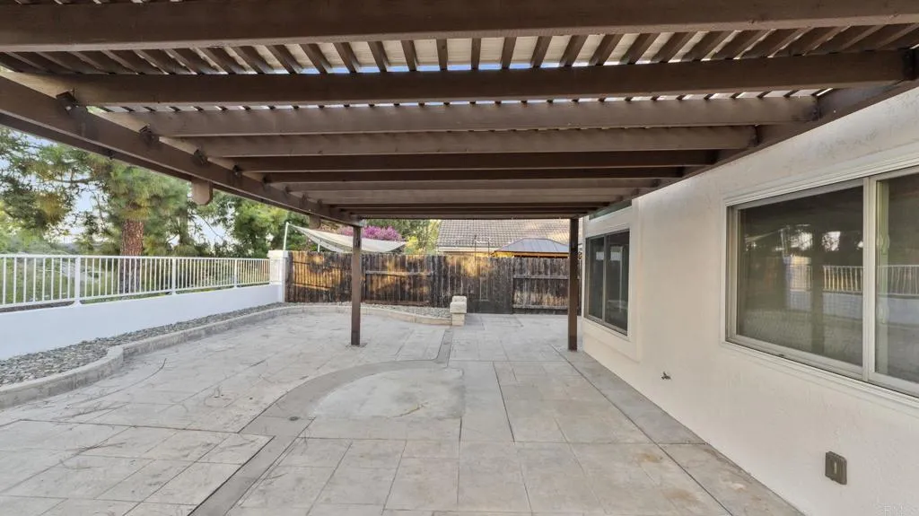https://cdn.realtyfeed.com/cdn/127/307091449/d93e7992eed24b8f569e90086e5349be.webp