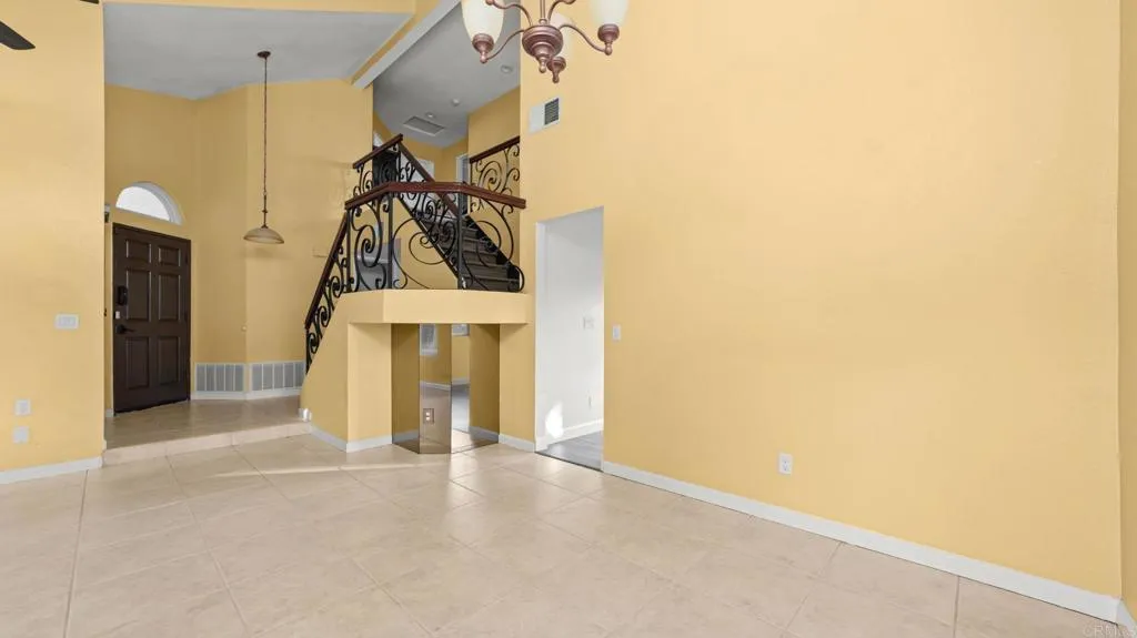 https://cdn.realtyfeed.com/cdn/127/307091449/e089dca012e26eba878297b439c53eee.webp