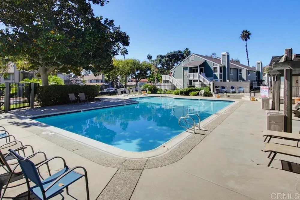 https://cdn.realtyfeed.com/cdn/127/307091472/720eaa3069300044ea9e5d32a3b87217.webp