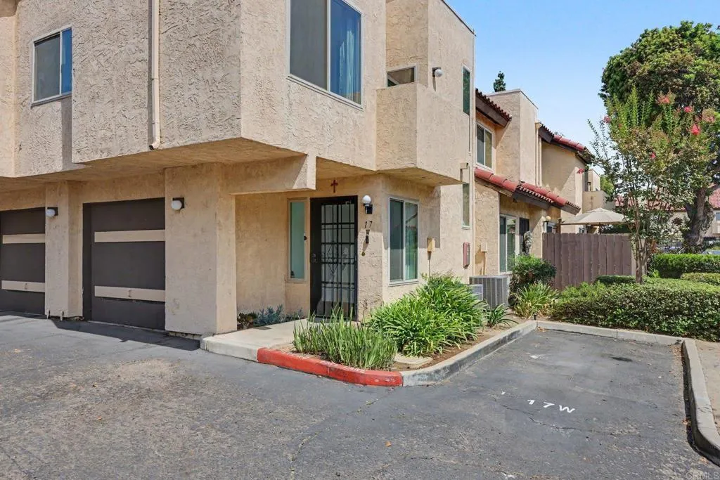 https://cdn.realtyfeed.com/cdn/127/307091476/d271f7d213eb1e07efd299105665b849.webp