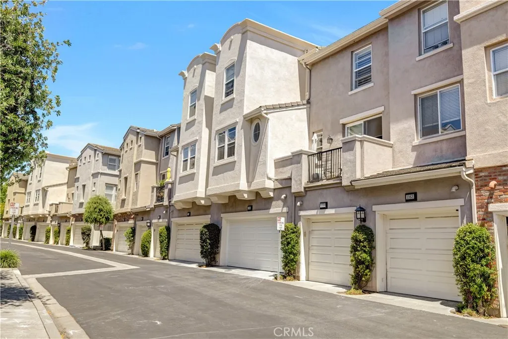 https://cdn.realtyfeed.com/cdn/127/307091555/0e72f6c203716231e3cbd7f70bc3d31d.webp