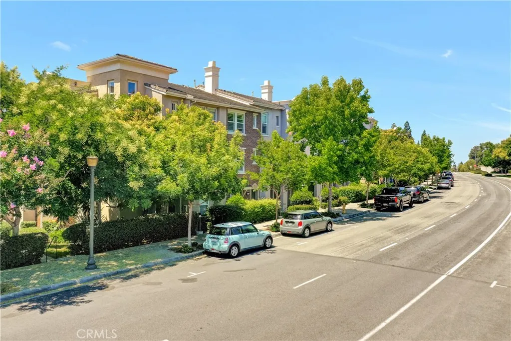 https://cdn.realtyfeed.com/cdn/127/307091555/686d53811b9fcbae04455bc09d470c4c.webp