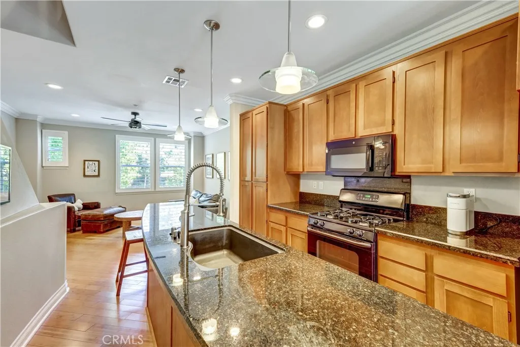 https://cdn.realtyfeed.com/cdn/127/307091555/77c417a9230d2e2d7e26aab74660a42d.webp
