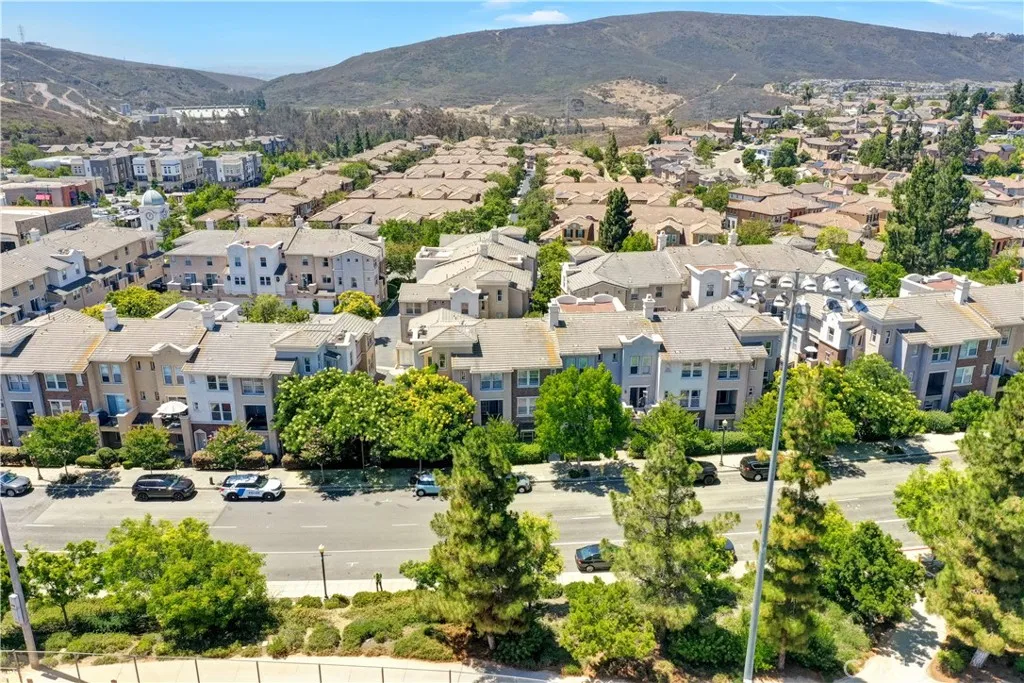 https://cdn.realtyfeed.com/cdn/127/307091555/af4367ca792de3d7d880c9299b94b07c.webp