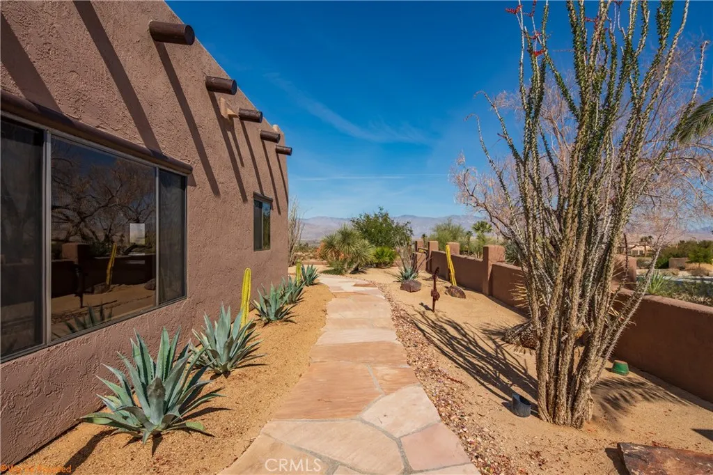 https://cdn.realtyfeed.com/cdn/127/307091641/1c67cfc34c54476f58d886f763a2cdf6.webp