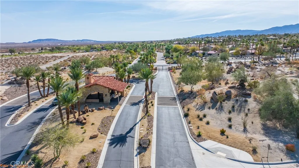 https://cdn.realtyfeed.com/cdn/127/307091641/5d3aab448bb709a326fcf49156776c6d.webp