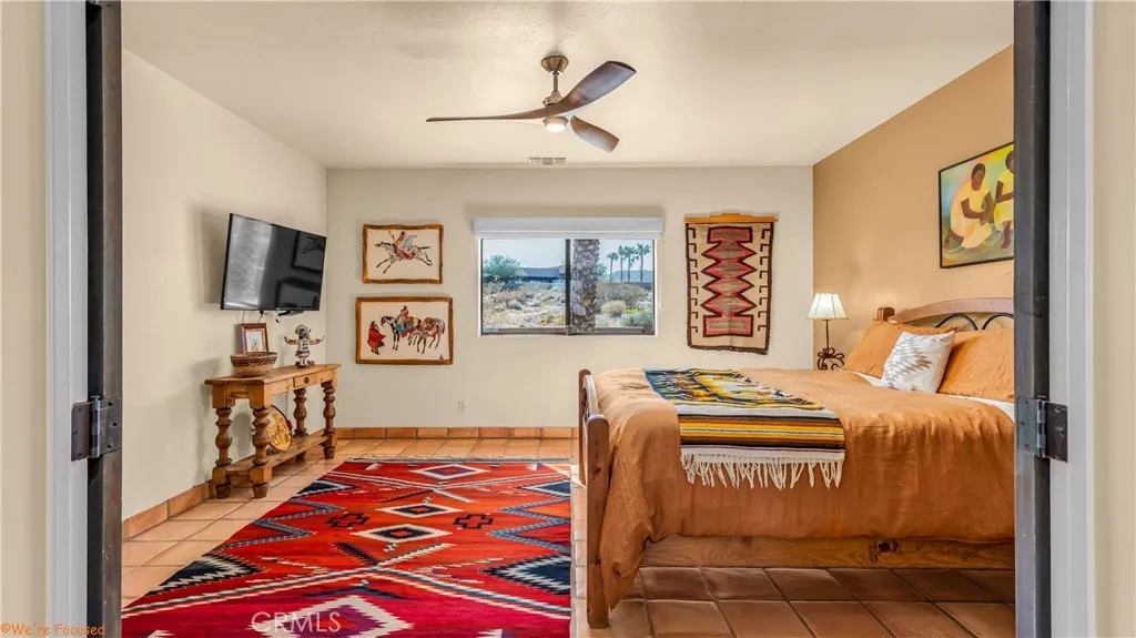 https://cdn.realtyfeed.com/cdn/127/307091641/f744694279a8fbbd8ecf4867abeec663.webp