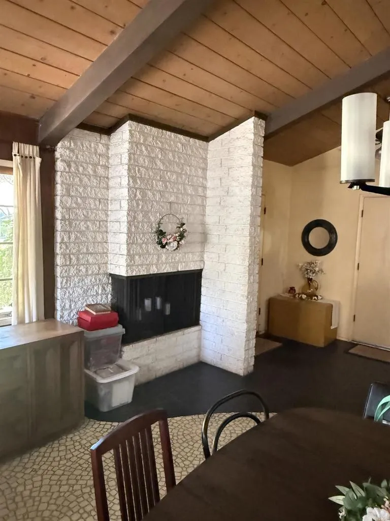 https://cdn.realtyfeed.com/cdn/127/307091822/178daf476a14f7b088122f52768d9628.webp