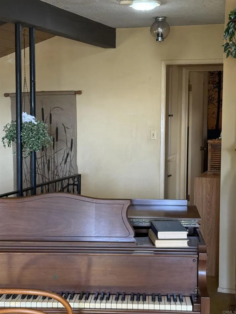 https://cdn.realtyfeed.com/cdn/127/307091822/6e57d40e8f1e30a5b44b1053cc66a531.webp