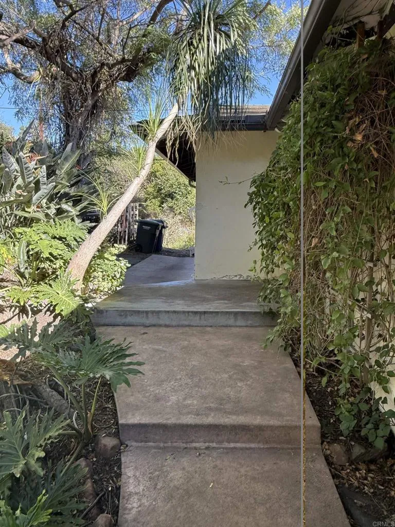 https://cdn.realtyfeed.com/cdn/127/307091822/c8c002370dd4a0049b75027fe0921c2b.webp