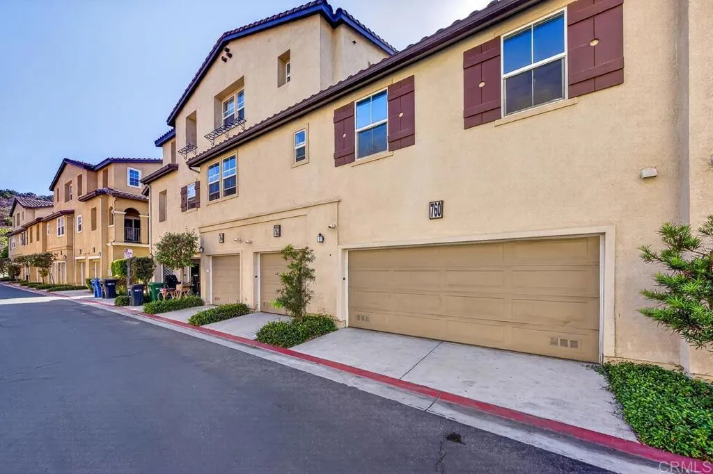 https://cdn.realtyfeed.com/cdn/127/307091825/d9dde6f8133923f645e4e4f87874da5e.webp