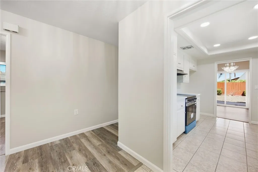 https://cdn.realtyfeed.com/cdn/127/307091977/1117f68a7d58762915077baea62642e3.webp