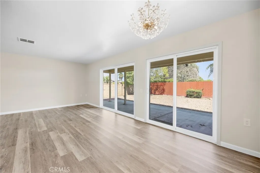 https://cdn.realtyfeed.com/cdn/127/307091977/372a97134b4de3c4502773ef9846e17b.webp