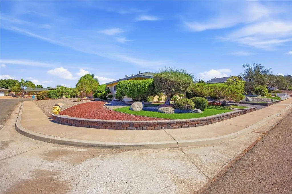 11934 Callado, San Diego CA 92128
