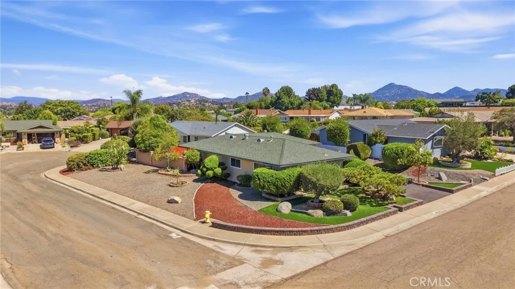 https://cdn.realtyfeed.com/cdn/127/307091977/a4d529a9a4dd90eccc4150c7b39167cf.webp
