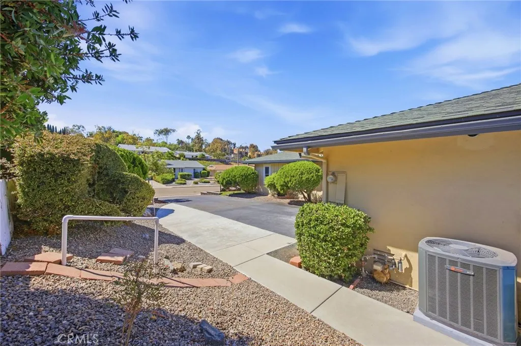https://cdn.realtyfeed.com/cdn/127/307091977/b570d3e6a8209a34f50355f8037d7e87.webp