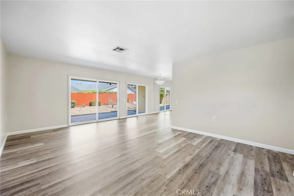 https://cdn.realtyfeed.com/cdn/127/307091977/c152ea8fde7b18935ffa1c85560d44e8.webp