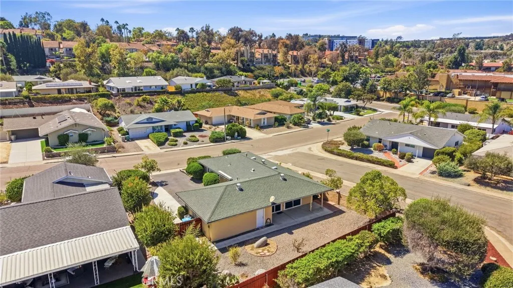 https://cdn.realtyfeed.com/cdn/127/307091977/c2d79a47cc04df6ebf709da709b829ca.webp