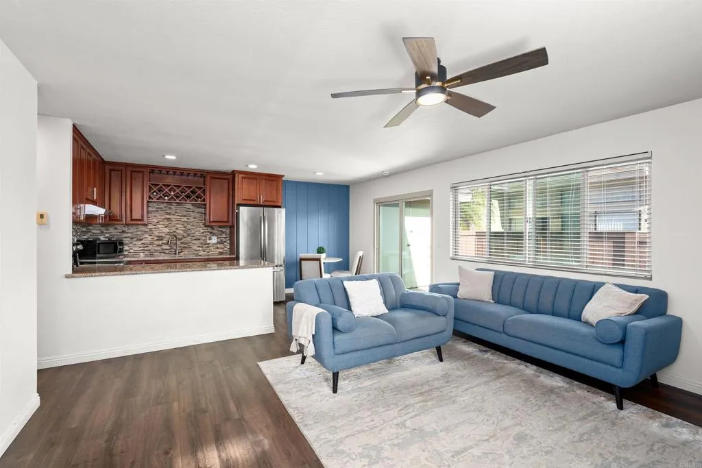 https://cdn.realtyfeed.com/cdn/127/307092025/02ff91d8e827eadc173abf52930b6226.webp