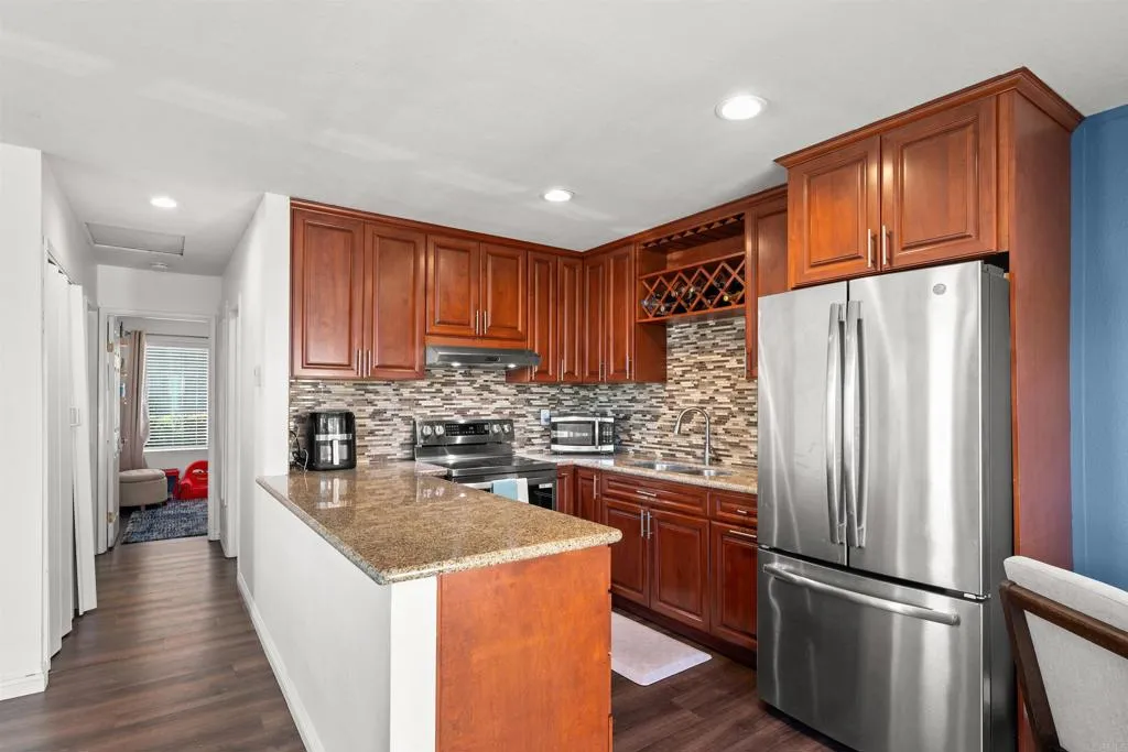 https://cdn.realtyfeed.com/cdn/127/307092025/22ffe8b204059043afd7eb37d8c59a6a.webp