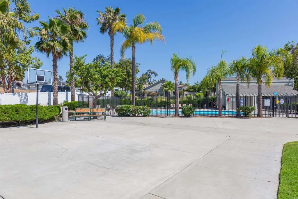 https://cdn.realtyfeed.com/cdn/127/307092025/47fa4df01621eae69487c1f41704b3bb.webp