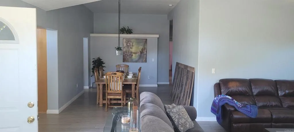 https://cdn.realtyfeed.com/cdn/127/307092145/246ba8c844aeb4ab75d6b2e8720159d6.webp