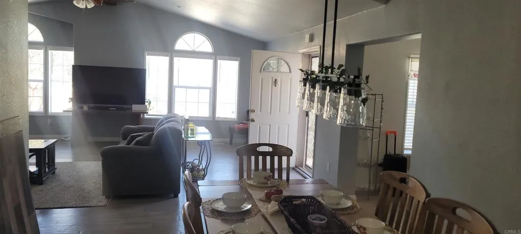 https://cdn.realtyfeed.com/cdn/127/307092145/37ca66fcb02bd8feeba8b67fec575287.webp