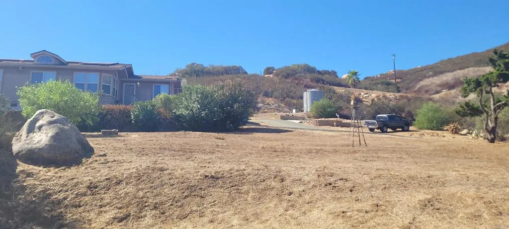 https://cdn.realtyfeed.com/cdn/127/307092145/c2d7108cf318d0e7ec4efd28a7d5ed30.webp