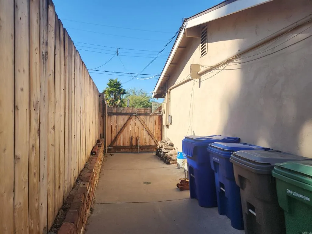 https://cdn.realtyfeed.com/cdn/127/307092218/8d28031254b01951d5b8c74225b470d3.webp