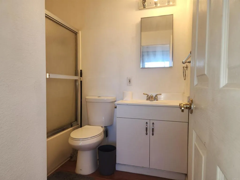 https://cdn.realtyfeed.com/cdn/127/307092218/c984ebb2faf18127181932104ce8113a.webp