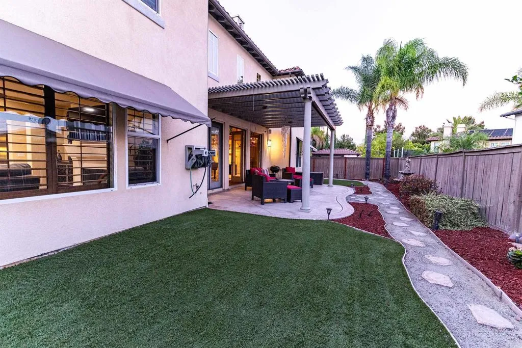 https://cdn.realtyfeed.com/cdn/127/307092265/50377acca3ea259e85d0c60031d6c3c0.webp