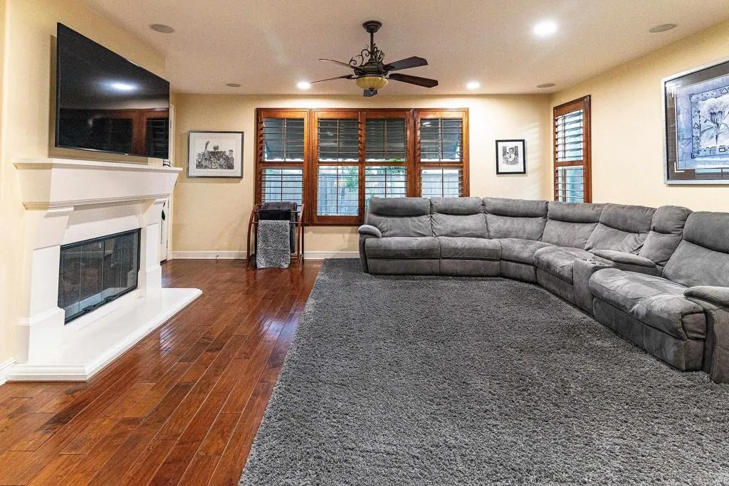 https://cdn.realtyfeed.com/cdn/127/307092265/53fb15a5f6e946a2bc0403987b8c62fe.webp