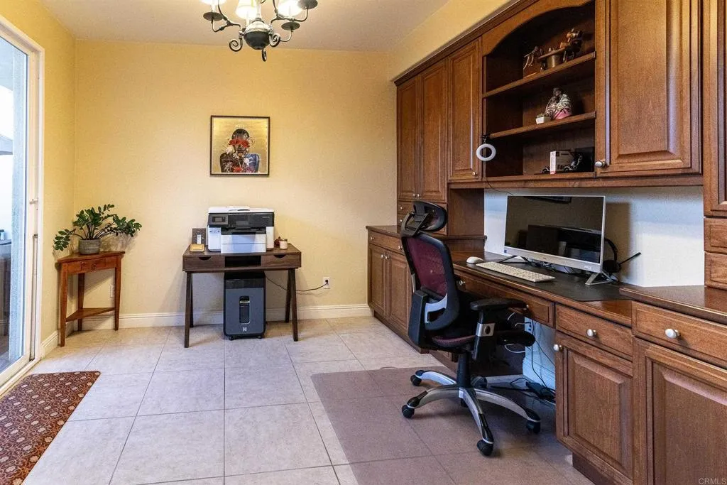 https://cdn.realtyfeed.com/cdn/127/307092265/721b11e99bf80151bfa4f9f815f2b4fd.webp