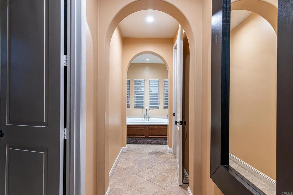 https://cdn.realtyfeed.com/cdn/127/307092265/a715ef89a4f6f260c87fd2f2d4f8a9e1.webp