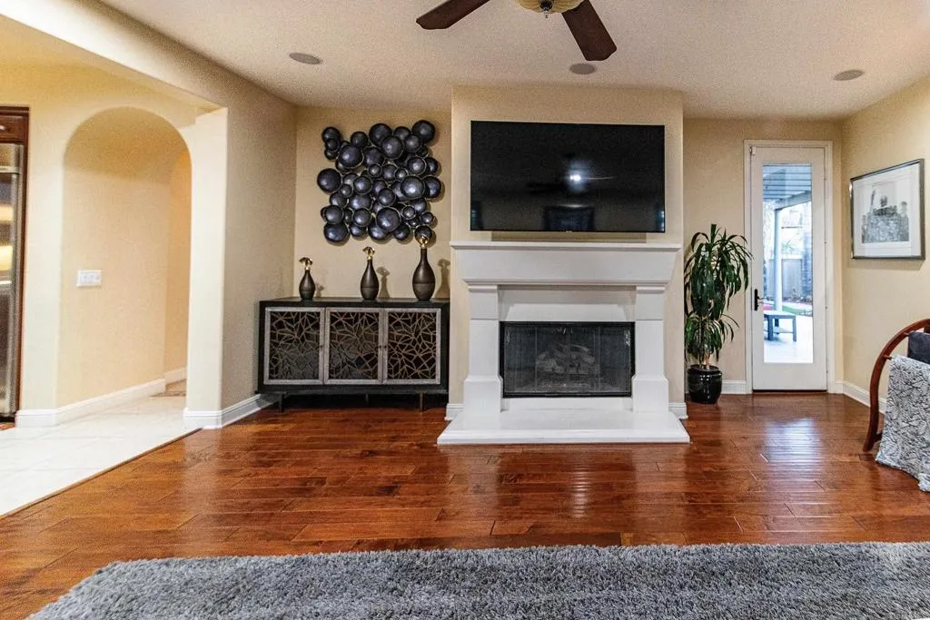 https://cdn.realtyfeed.com/cdn/127/307092265/a81f63419bbace502b5921a3109d1c02.webp