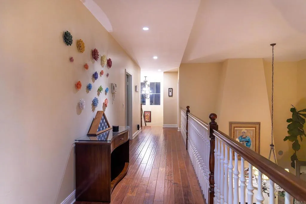 https://cdn.realtyfeed.com/cdn/127/307092265/ab04baa912a6d6474559d9465ae2e433.webp