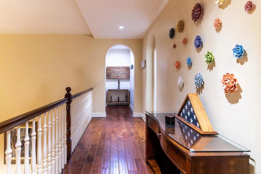 https://cdn.realtyfeed.com/cdn/127/307092265/e60c93b1de26486cf540acabc33ad456.webp