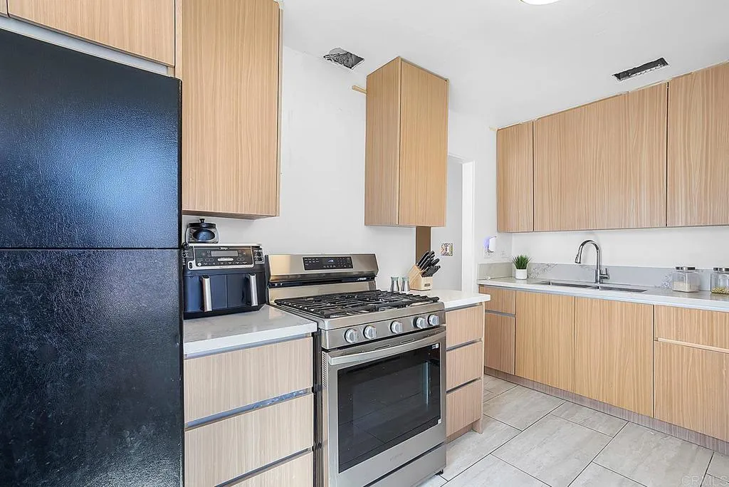 https://cdn.realtyfeed.com/cdn/127/307092287/8492c27f890db94fb8d6dc4f114e1b3b.webp