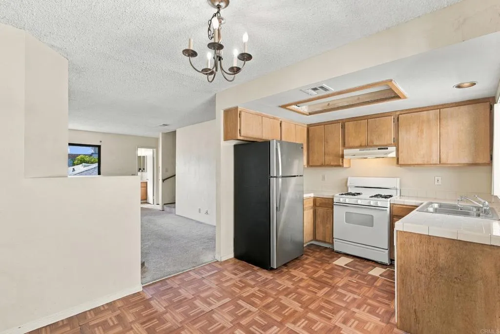 https://cdn.realtyfeed.com/cdn/127/307092363/2e9b868c764fb6b1fefdaf60e034c758.webp