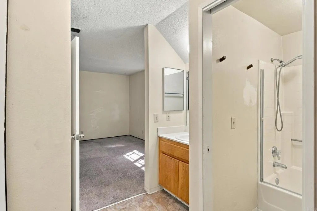 https://cdn.realtyfeed.com/cdn/127/307092363/5b1e53d7db8b0c3af32722252d21e72a.webp