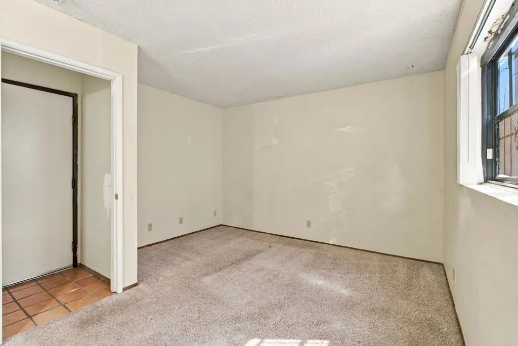 https://cdn.realtyfeed.com/cdn/127/307092363/fd7fd744aa4bf1904765b5a8b6290119.webp