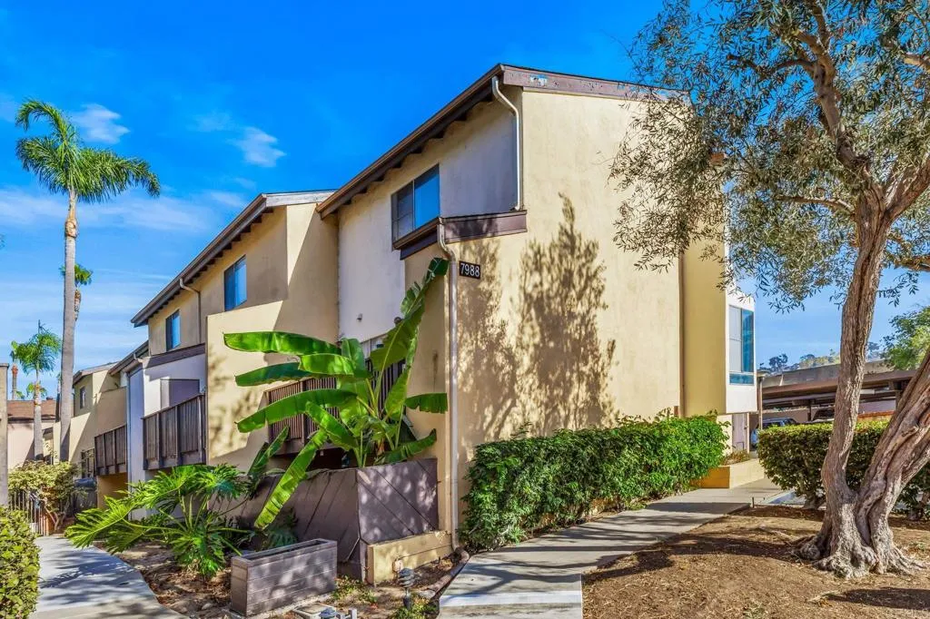 https://cdn.realtyfeed.com/cdn/127/307092449/285e7bc9c25bd6b9486ee3212f091274.webp