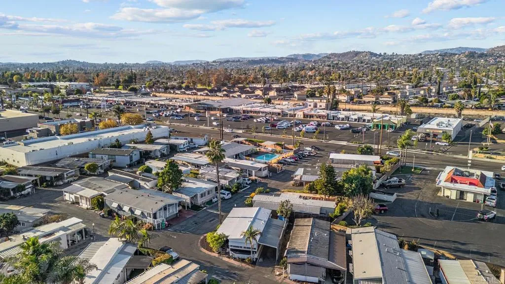 https://cdn.realtyfeed.com/cdn/127/307092733/179fc073cbfbd9c50135a8b63542c8a8.webp