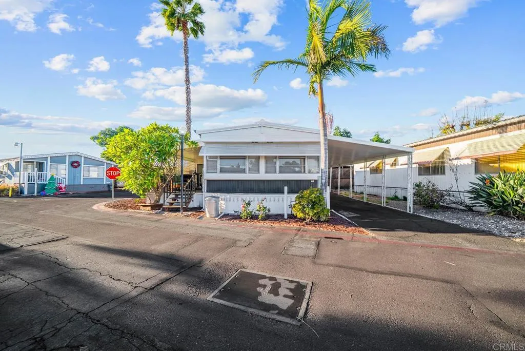 https://cdn.realtyfeed.com/cdn/127/307092733/1fe1e290ef6d0d023e86250c938a3b12.webp